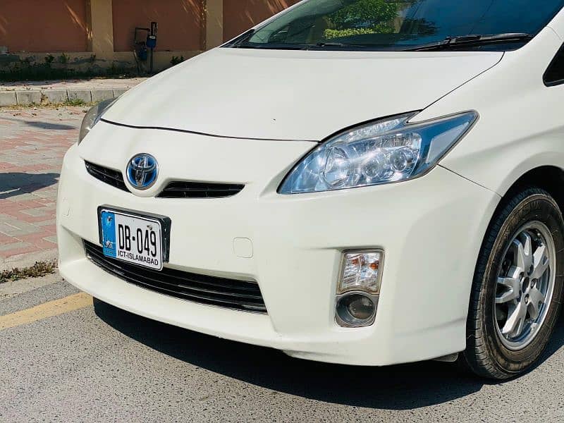 Toyota Prius 2015 14