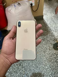 I phone xs max gold color