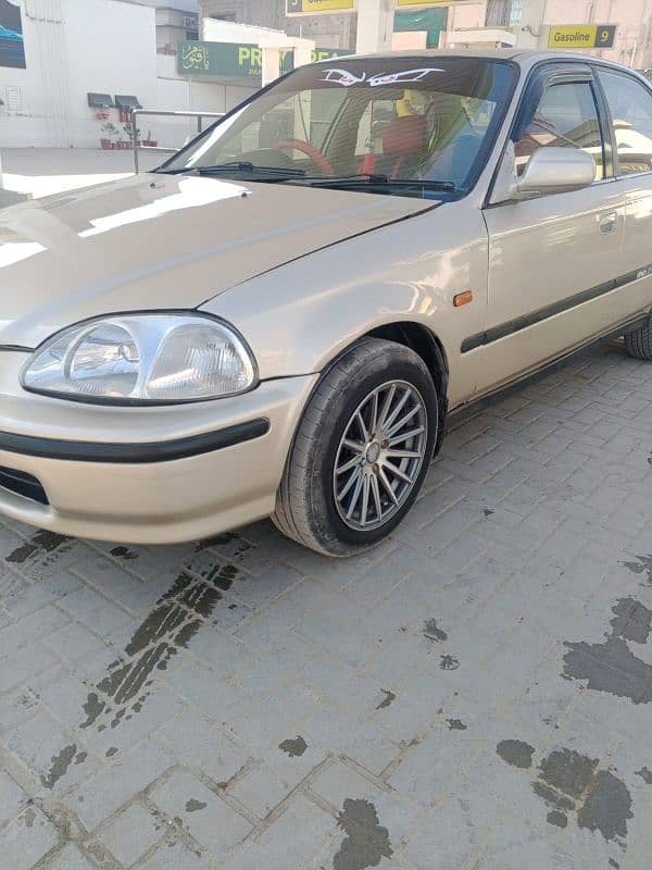 Honda Civic VTi 1997 4