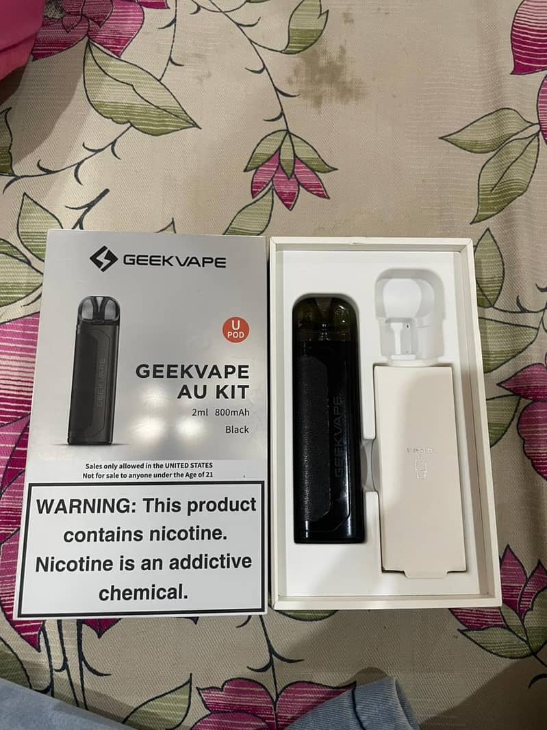 GEEKVAPE AU KIT with box 4