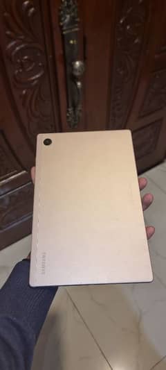 SAMSUNG TAB A8