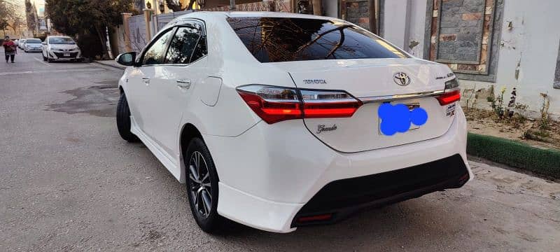 Toyota Altis Grande 2021 3