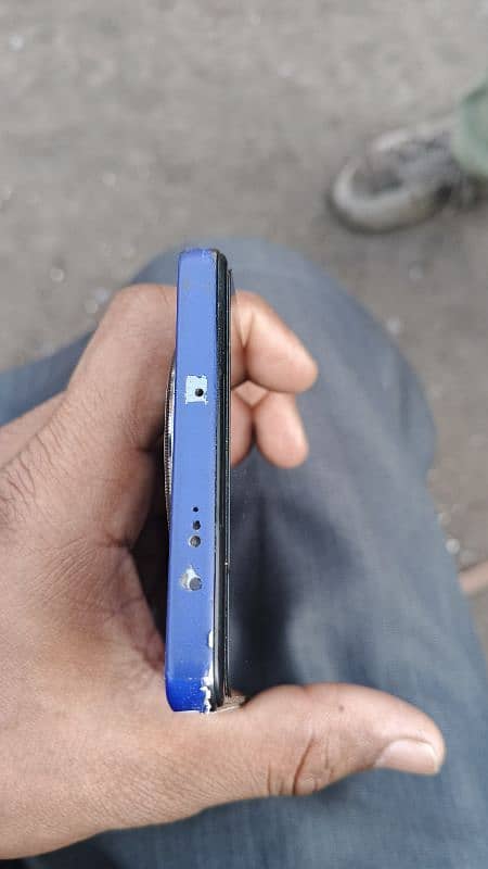 urgent sale camon 30 4