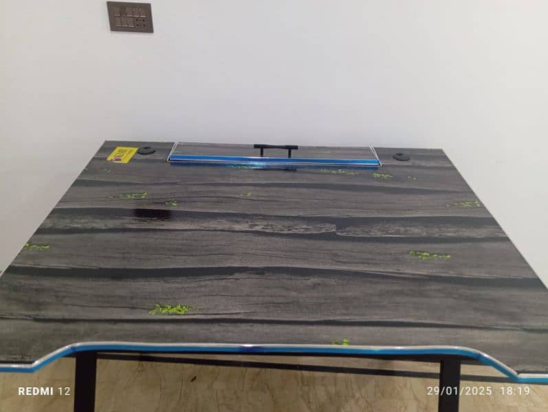 Computer or Laptop Table for sale Khud Customize kerwaya hai 2