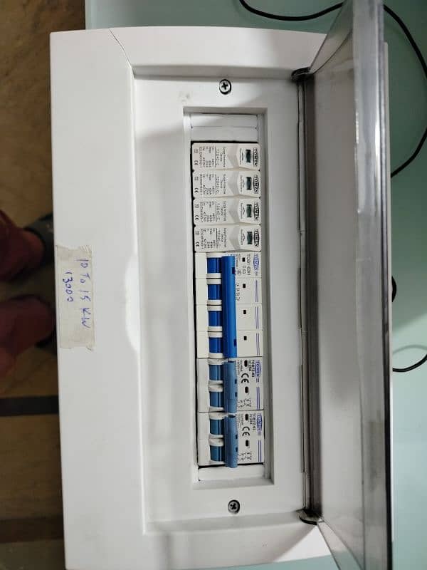 Ac DC combiner box & solar installation 6