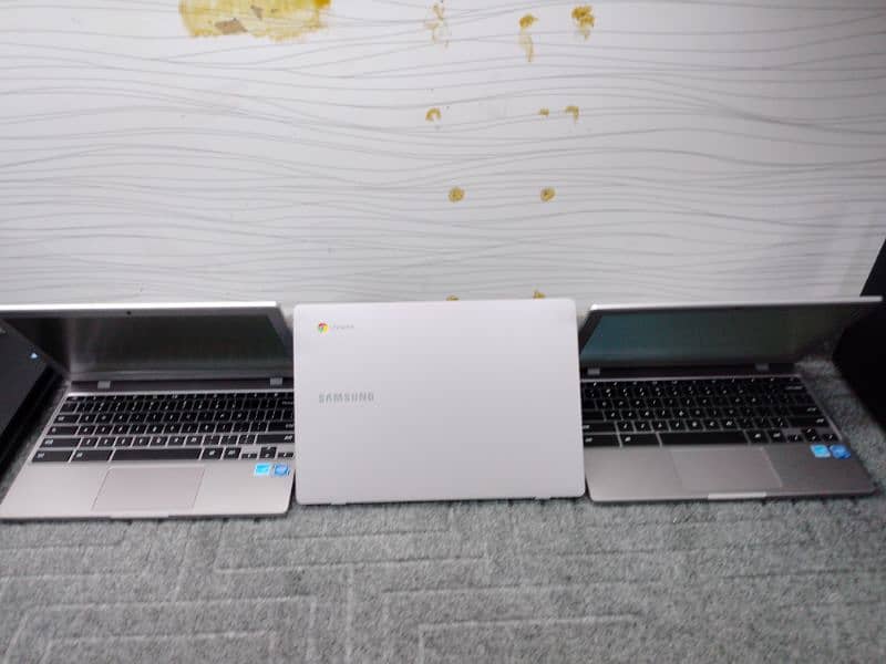 SAMSUNG CHROMEBOOK 4 2