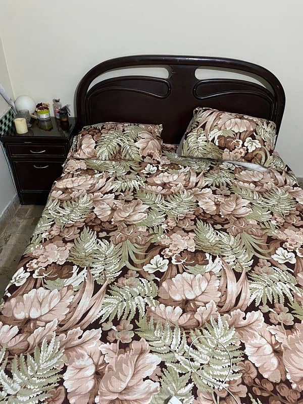 queen bed for sale without mattress 1