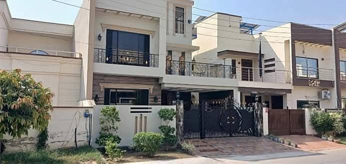 Luxury House For Sale 0