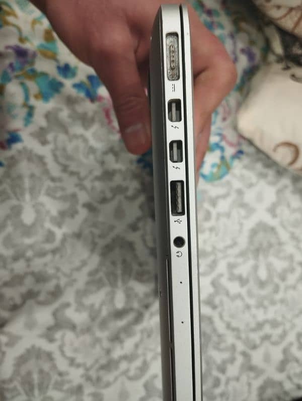 MacBook Pro 13 inch 2015 7