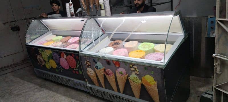 2 ice cream freezers made in Italy 1