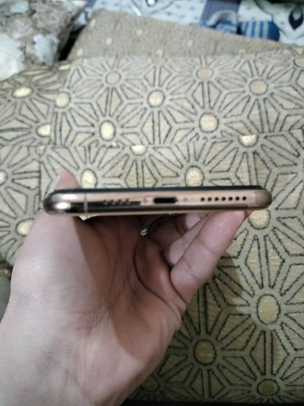 I phone XS max pta approved 256gb 2