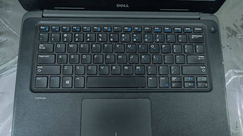 Dell latitude 3380 Laptop for sale 7