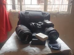 Canon EOS 600D DSLR Camera 2 Lenses 18-55mm & 70-300mm