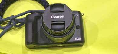 canon m50 mark ll in 100% new condition mint conditin