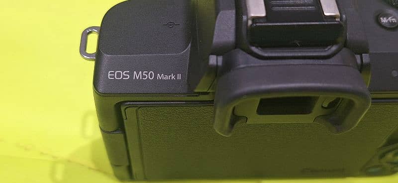 canon m50 mark ll in 100% new condition mint conditin 5