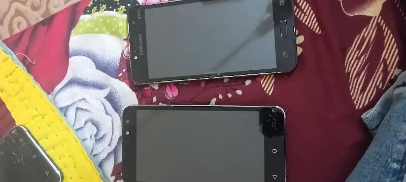 advan and samsung 1