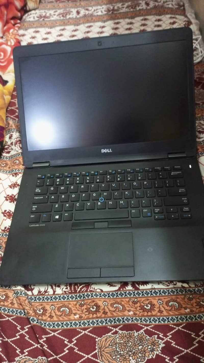 Dell Latitude 7470 0