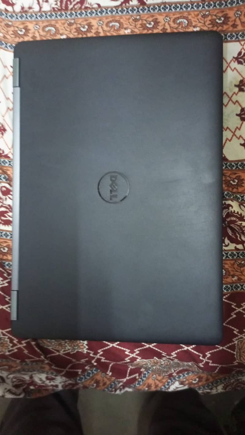 Dell Latitude 7470 4