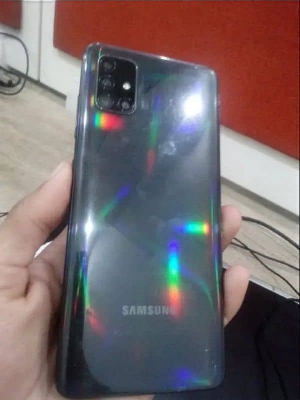 sumsumg galaxy A 51 0