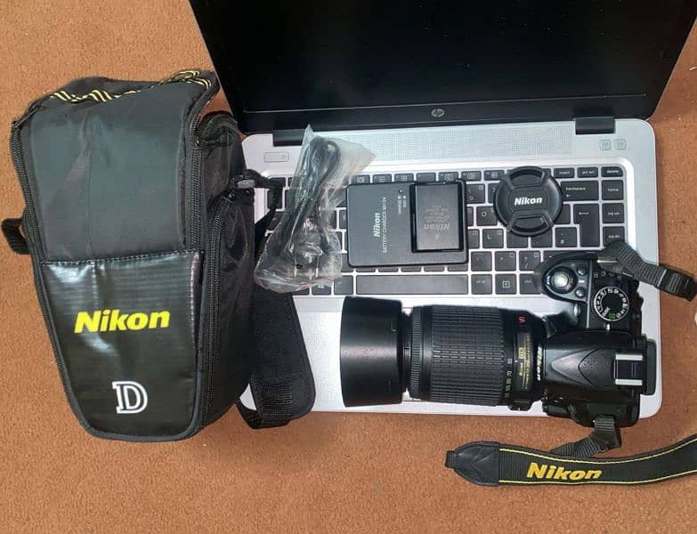 Nikon D3100 DSLR Camera with 55-200mm Lens & Accessories 10/10 0