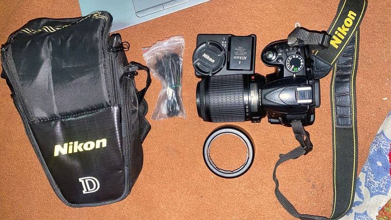 Nikon D3100 DSLR Camera with 55-200mm Lens & Accessories 10/10 1