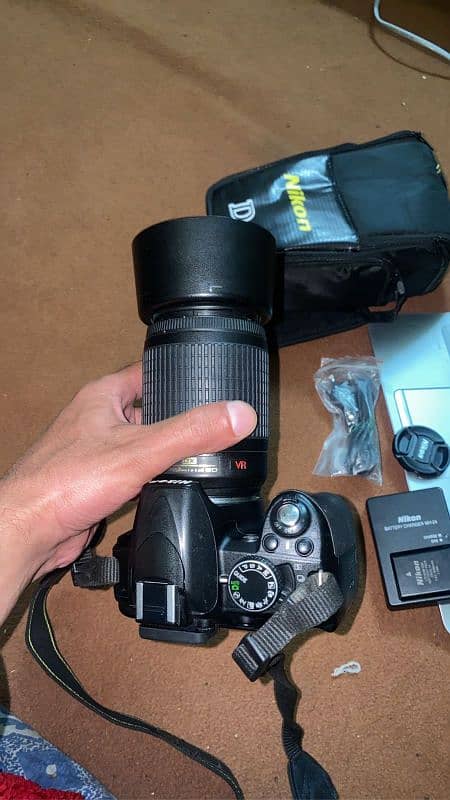 Nikon D3100 DSLR Camera with 55-200mm Lens & Accessories 10/10 5