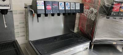 soda machine made in USA with all associrese 8+2 valve