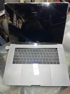 Apple Macbook /Pro 2019/ Core i7 16 Inche /{32 GB 1 TB )