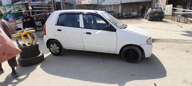 Suzuki Alto 2007 inside genuine condition outside shower fresh look 4