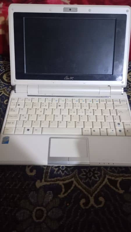 Asus laptop mini all ok 0