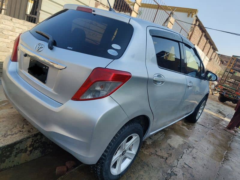 Toyota Vitz 2011 2