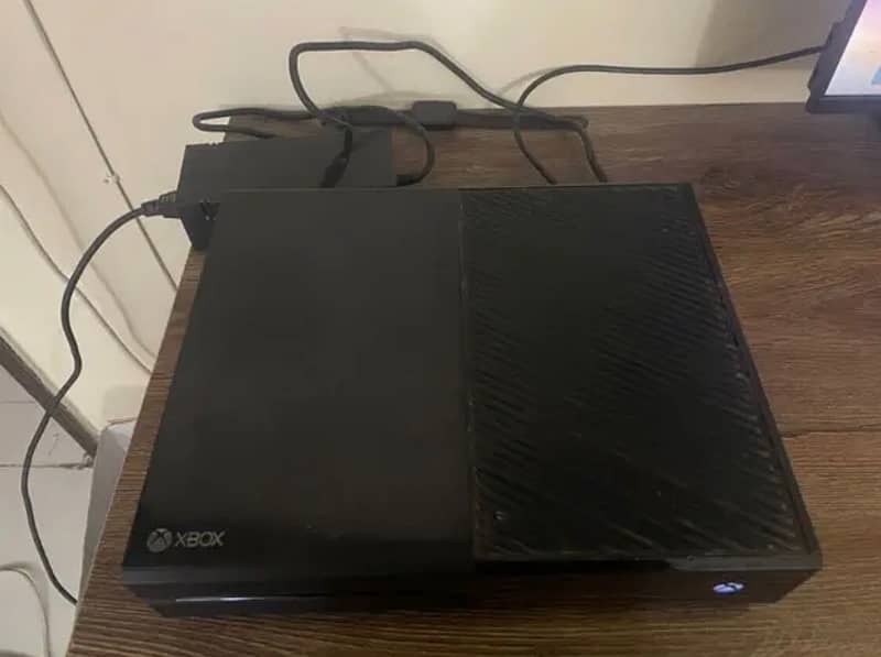 Xbox one without controller games running smoothly with all cables 1