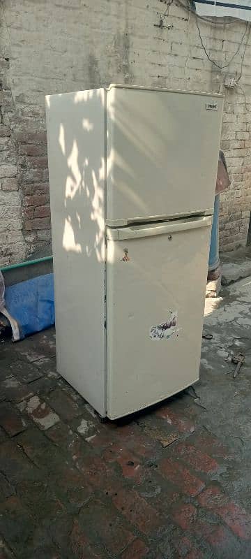 Refrigerator for sale 3