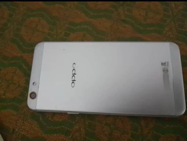 oppo F1s 4/64 condition 10/10 only phone 0