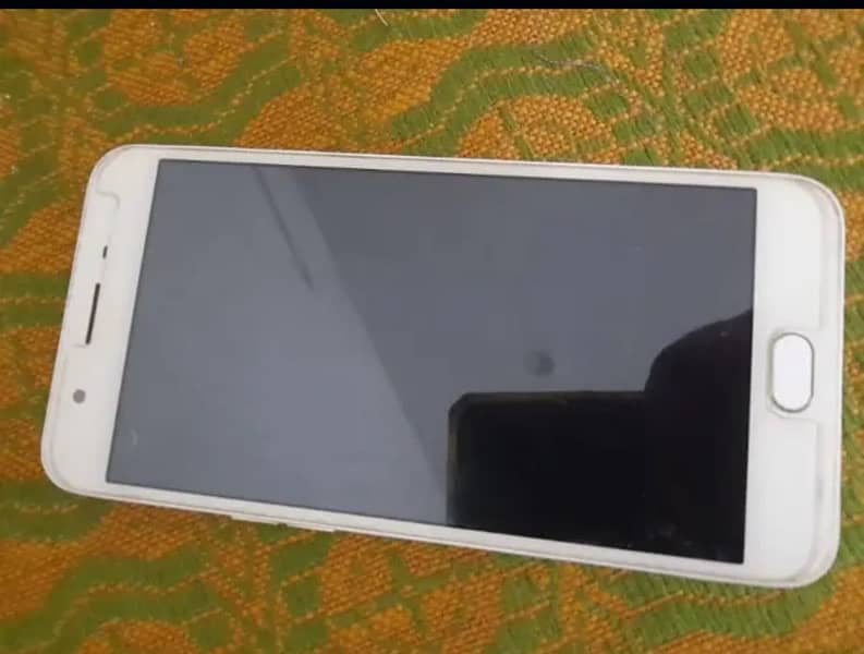 oppo F1s 4/64 condition 10/10 only phone 2