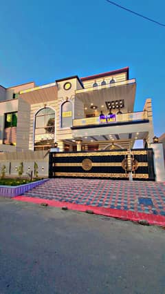 Amazing 10 Marla very hot location very beautiful house for sale in media town islamabad