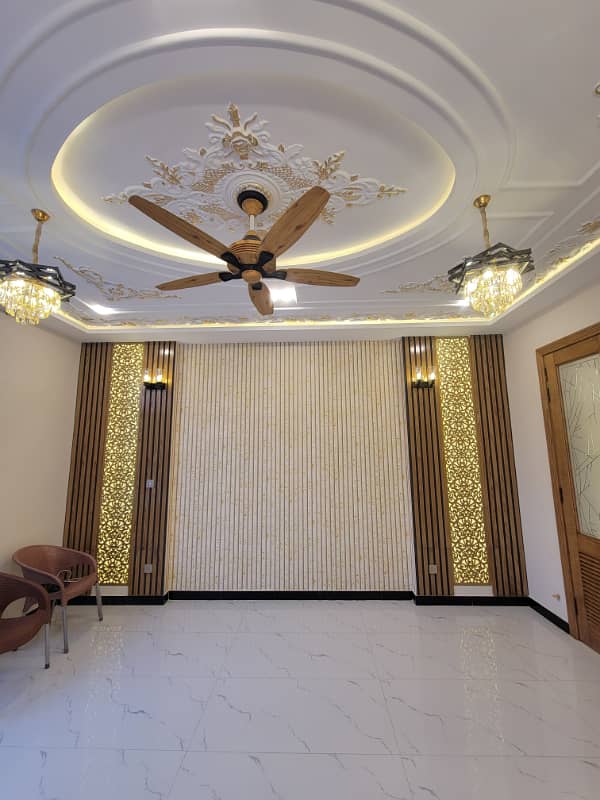 Amazing 10 Marla very hot location very beautiful house for sale in media town islamabad 5