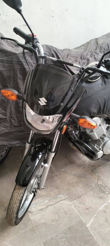 Suzuki 110 new condition model 2023 registration 2024 6