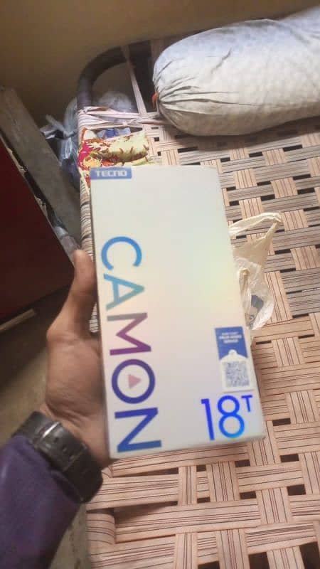 Techno camon 18t 4