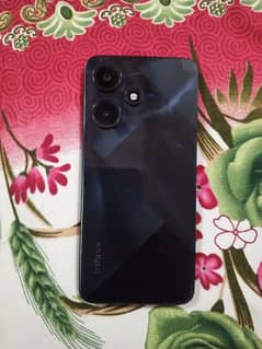 Infinix Hot 30i. 8+8/128gb