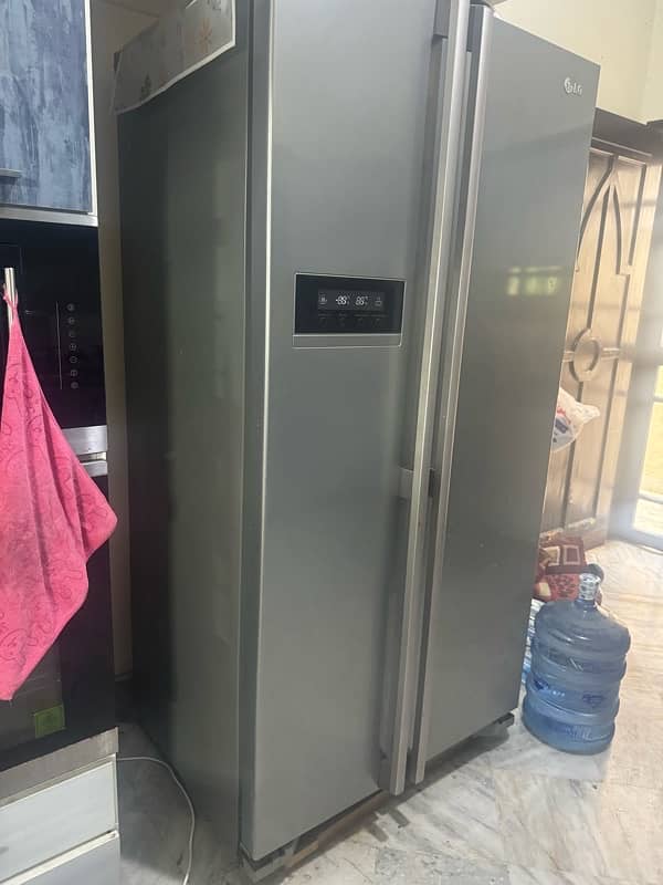 LG DOUBLE DOOR FRIDGE 3