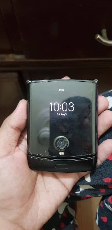 moto razr 2019 3