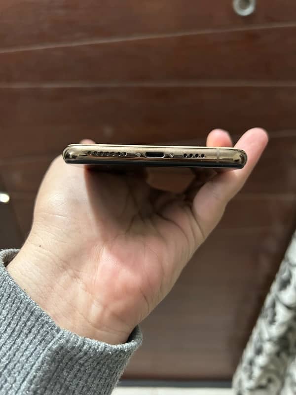 Iphone xs max 5