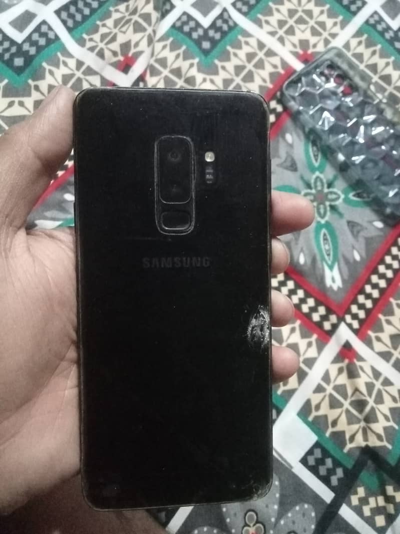 Samsung Mobile S9 Plus 1