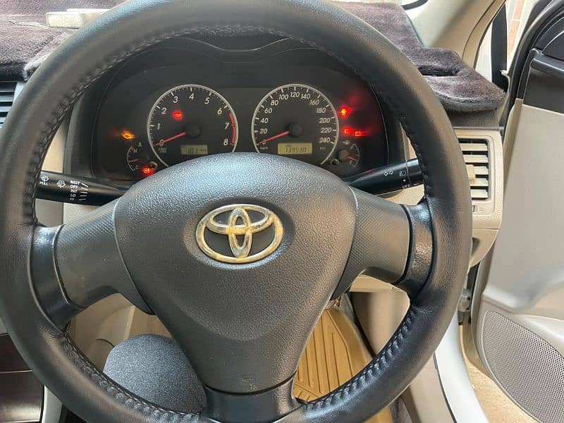 Toyota Corolla XLI 2014 13