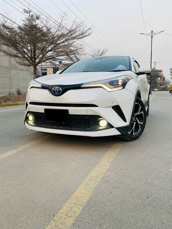 Toyota C-HR 2017 0