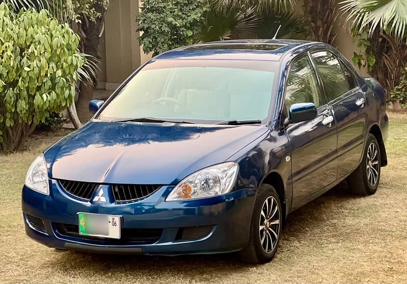 Mitsubishi Lancer GLX SR 1600cc 2005 model excellent condition. 1