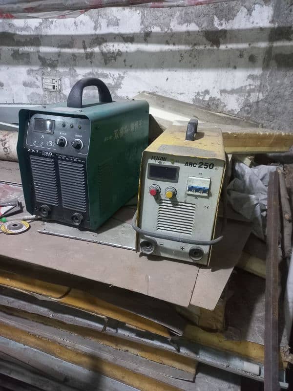 3 phase welding plants for sale  2 pcs only Rs 100000 3