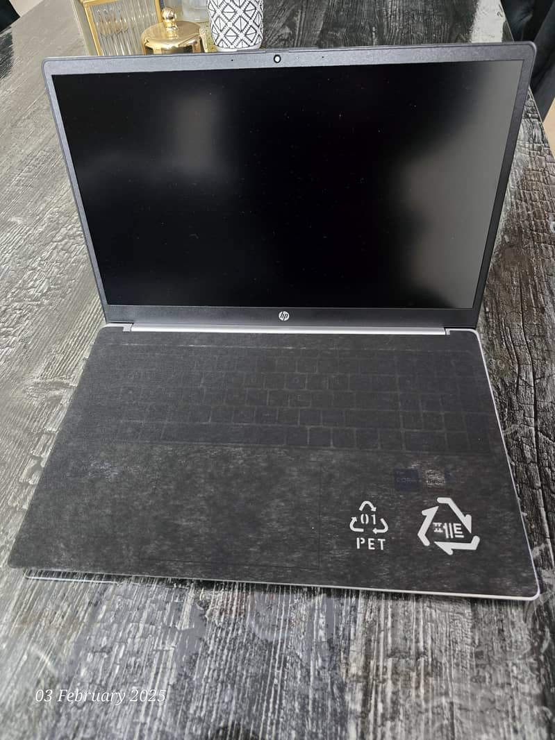 HP 15S ( Gen 13,  Core i7, 16 GB RAM ) 4