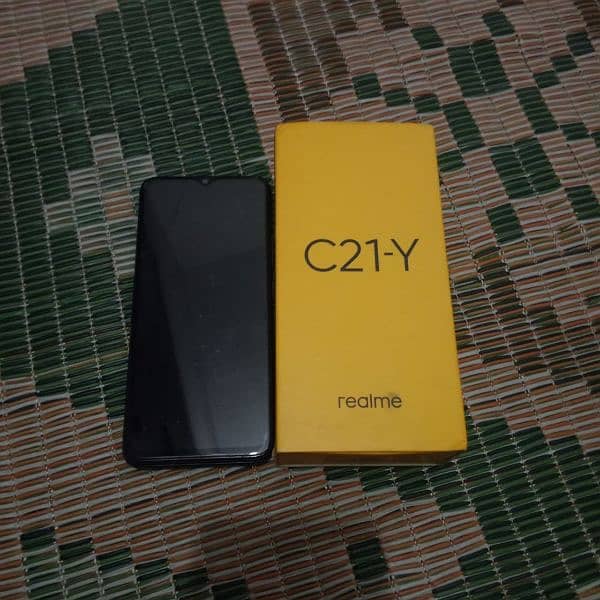 REALME C21-y mobile hai 10/10 condition complete paper and toll box 2